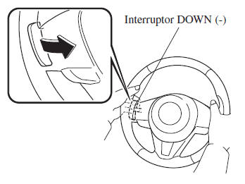 Mazda3. Usando el interruptor de cambio del volante